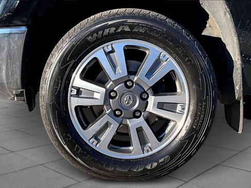 Used 2019 Toyota Tundra 1794 Edition image 11