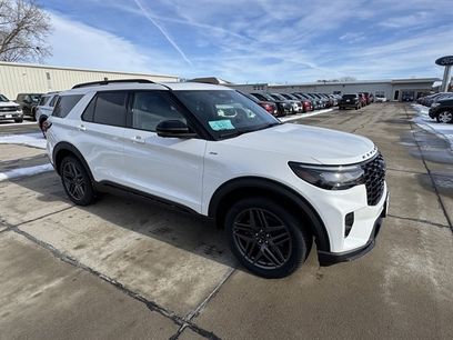New 2026 Ford Explorer ST-Line w/ ST-Line Street Pack
