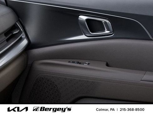 New 2026 Kia Carnival LX FWD image 28