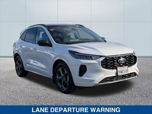 Certified 2023 Ford Escape ST-Line w/ Tech Pack #1 image 7