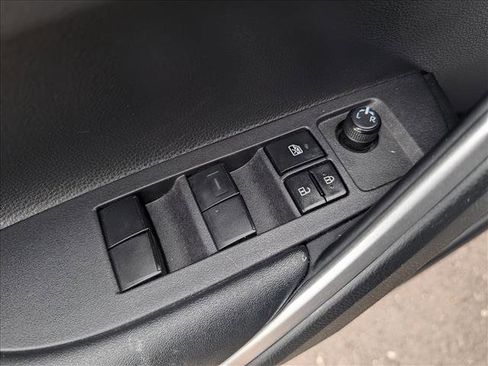 Used 2023 Toyota Corolla Cross AWD Hybrid w/ Convenience Package image 31