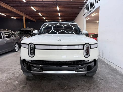 Used 2022 Rivian R1S Launch Edition Quad AWD/4WD image 3