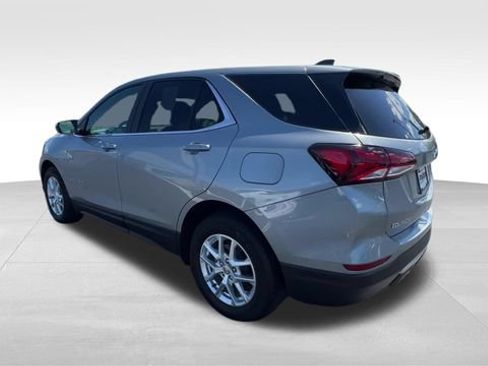 Certified 2024 Chevrolet Equinox LT w/ LPO, Floor Liner Package FWD image 4