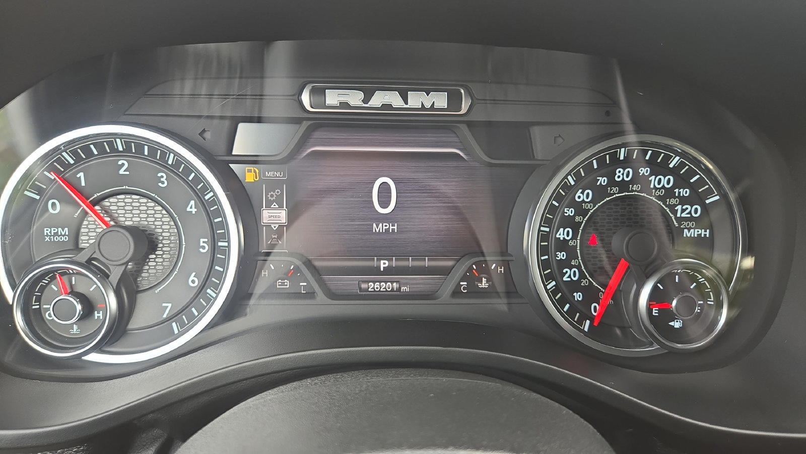 Used 2025 RAM 1500 Laramie w/ Trailer Tow Group AWD/4WD image 13
