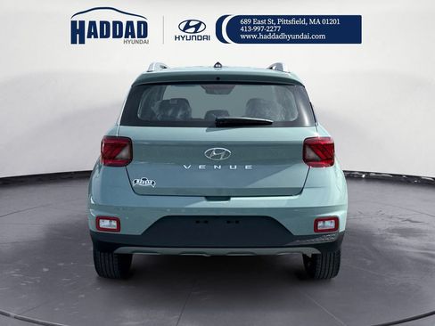 New 2026 Hyundai Venue SEL FWD image 5