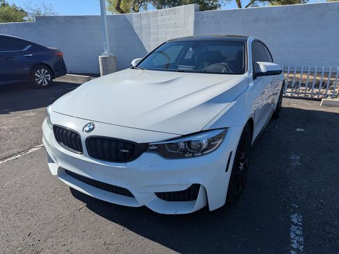 Used 2018 BMW M4 Coupe RWD image 2