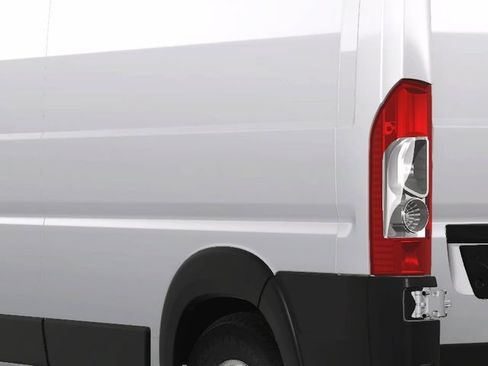 New 2024 RAM ProMaster 2500 w/ Convenience Group FWD image 12