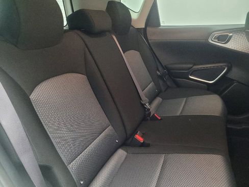 Used 2025 Kia Soul LX w/ LX Technology Package image 19