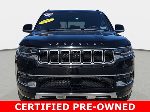 Used 2023 Jeep Wagoneer Series III w/ Preferred Equipment Group image 2
