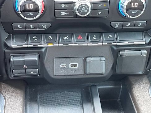 Used 2020 GMC Sierra 1500 SLT w/ SLT Premium Package AWD/4WD image 33