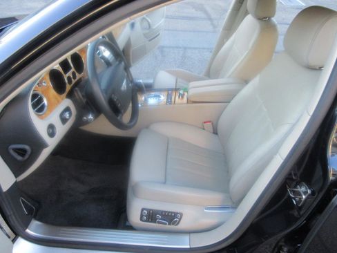 Used 2008 Bentley Flying Spur Flying Spur AWD/4WD image 12