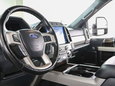 Used 2022 Ford F250 Lariat w/ Lariat Ultimate Package image 25