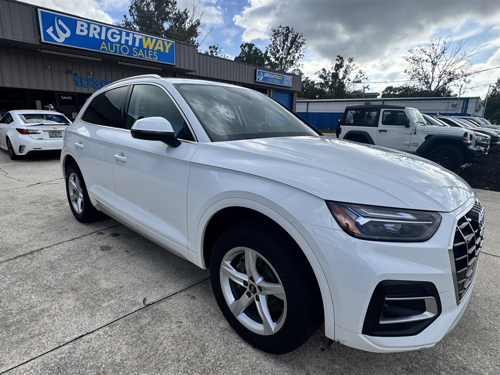 Used 2021 Audi Q5 2.0T Premium w/ Convenience Package AWD/4WD image 4