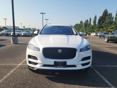 Used 2017 Jaguar F-PACE Premium AWD/4WD image 9