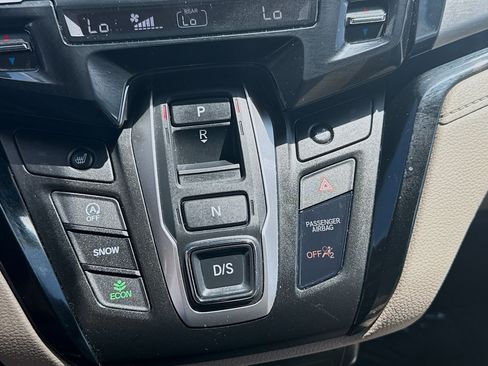 Certified 2023 Honda Odyssey Touring image 16