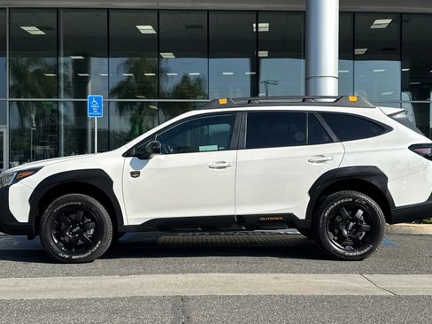 Used 2025 Subaru Outback Wilderness image 9