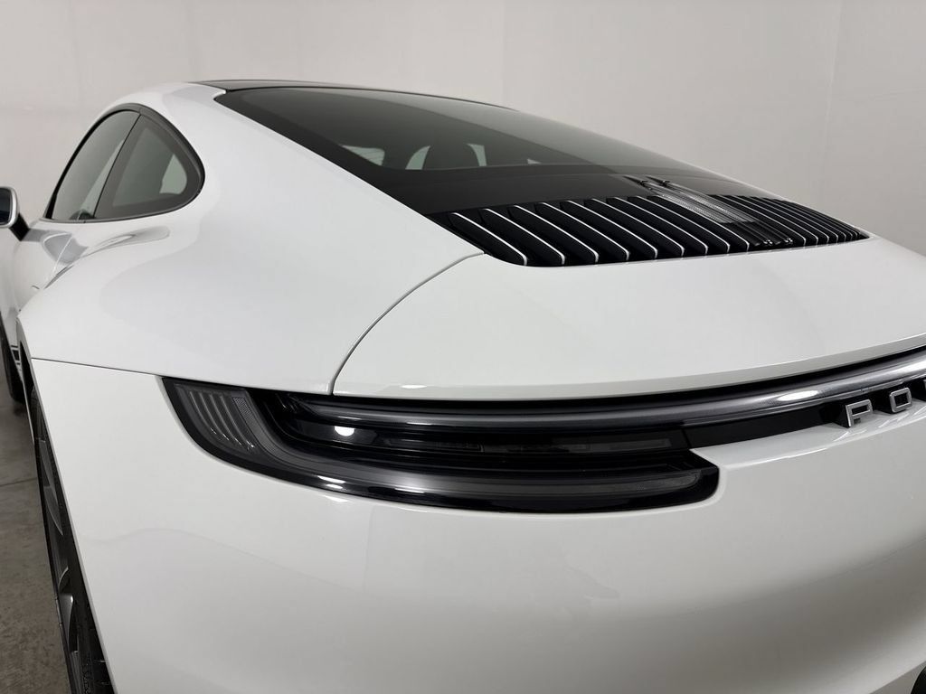 Certified 2024 Porsche 911 Carrera 4S AWD/4WD image 17