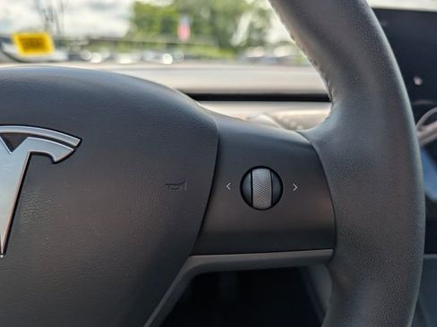 Used 2021 Tesla Model 3 Standard Range Plus RWD image 21