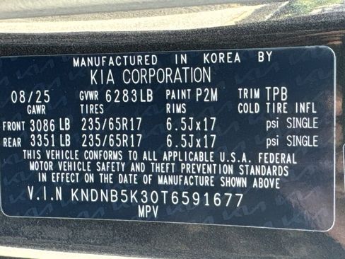 New 2026 Kia Carnival LX image 27