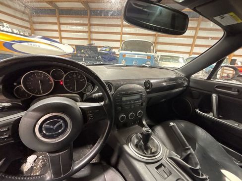 Used 2013 MAZDA MX-5 Miata Grand Touring w/ Premium Pkg image 10