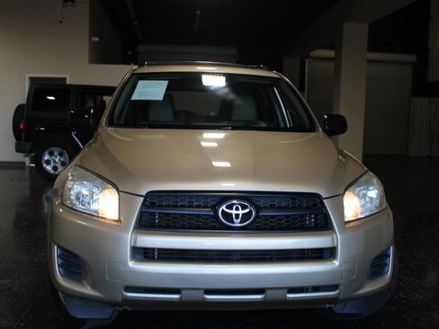 Used 2012 Toyota RAV4 FWD w/ Value Pkg image 5