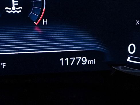 Used 2025 Genesis G70 3.3T Advanced w/ Sport Prestige Package image 38