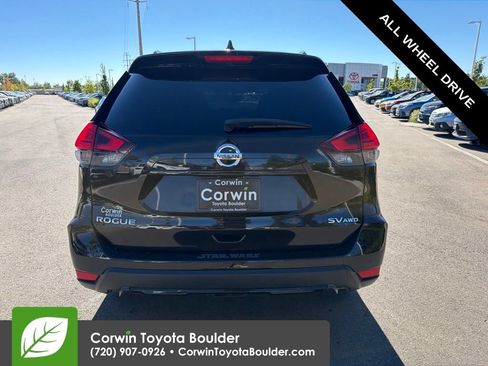 Used 2017 Nissan Rogue SV AWD/4WD image 5