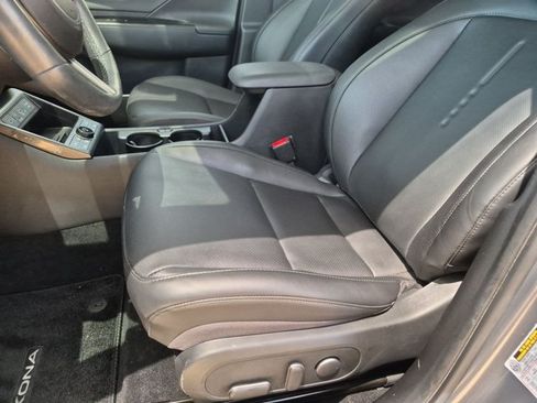 Used 2024 Hyundai Kona Limited AWD/4WD image 17