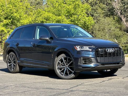 Certified 2024 Audi Q7 3.0T Premium Plus AWD/4WD image 2