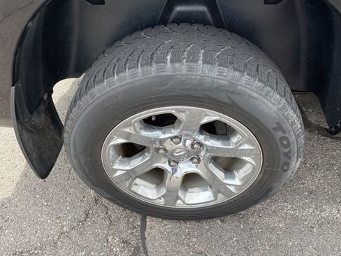 Used 2019 RAM 1500 Express w/ Wheel & Sound Group AWD/4WD image 5