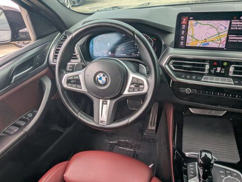 Used 2023 BMW X4 xDrive30i w/ M Sport Package AWD/4WD image 3