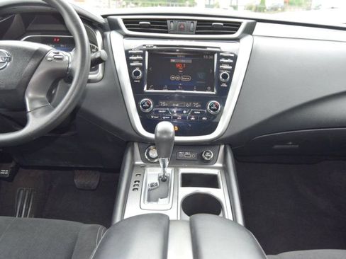 Used 2019 Nissan Murano S AWD/4WD image 30