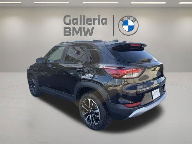 Used 2025 Chevrolet TrailBlazer LT FWD image 9
