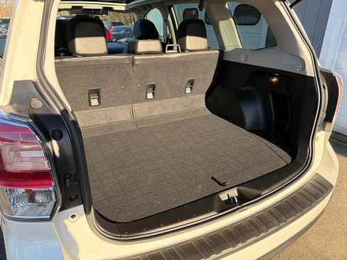 Used 2018 Subaru Forester 2.5i Premium image 13