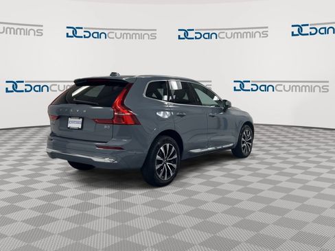 Used 2023 Volvo XC60 B5 Plus FWD image 8