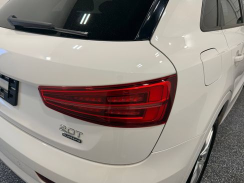 Used 2018 Audi Q3 2.0T Premium w/ Convenience Package AWD/4WD image 17