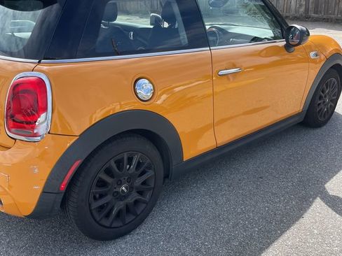Used 2014 MINI Cooper S FWD image 3