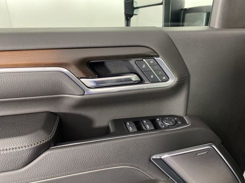 Used 2025 GMC Sierra 2500 Denali w/ Snow Plow Prep/Camper Package image 16