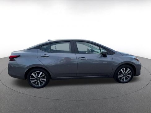 Used 2025 Nissan Versa SV FWD image 15