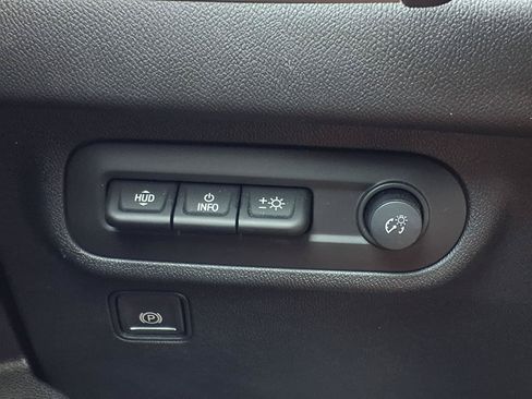 Used 2024 GMC Terrain AT4 w/ Infotainment Package II AWD/4WD image 23