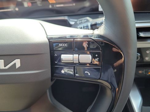 New 2026 Kia Sorento LX FWD image 26