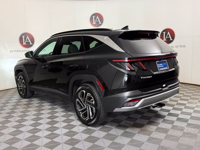 Certified 2025 Hyundai Tucson Limited AWD/4WD image 6