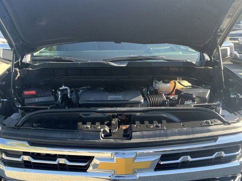 Used 2022 Chevrolet Silverado 1500 LTZ w/ LTZ Premium Package image 30