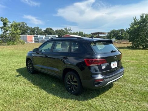 Used 2024 Volkswagen Taos S FWD image 10