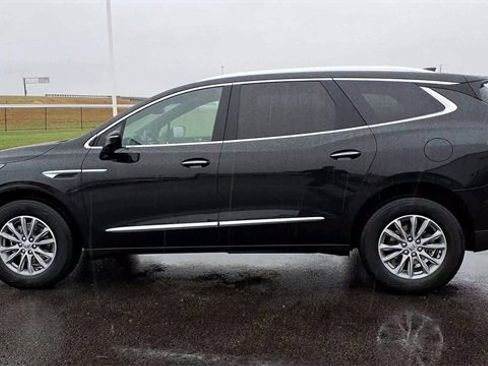 Used 2023 Buick Enclave Essence w/ LPO, Floor Liner Package image 5