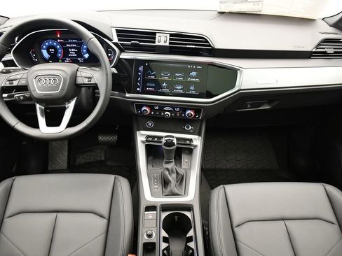Used 2025 Audi Q3 2.0T Premium w/ Convenience Package image 21