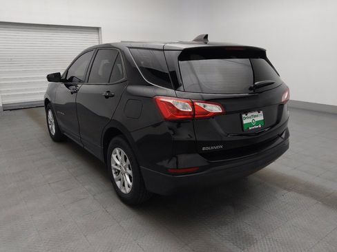 Used 2019 Chevrolet Equinox LS FWD image 5