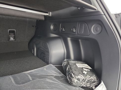New 2026 Subaru Forester Premium AWD/4WD image 33
