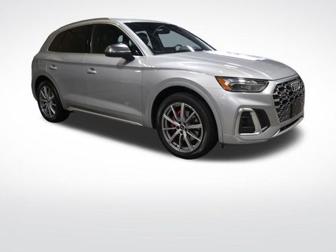 Certified 2023 Audi SQ5 Premium Plus w/ Premium Plus Package AWD/4WD image 7