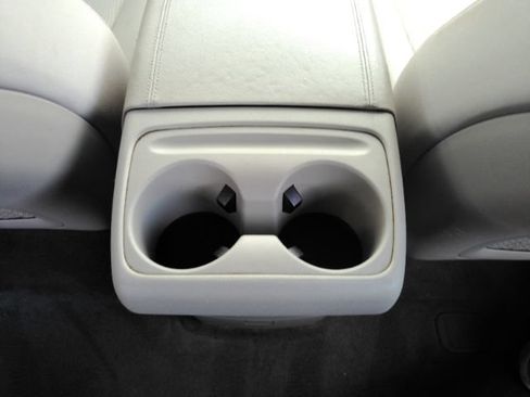 Used 2021 Kia Sedona LX FWD image 32